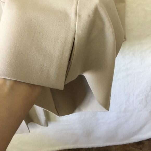 BCBGMaxazria Tan Dress Pants - Picture 4 of 6